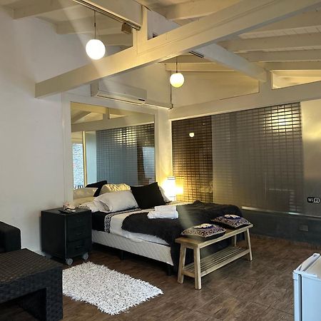 Bed and Breakfast Cool Clima Olivos Esterno foto