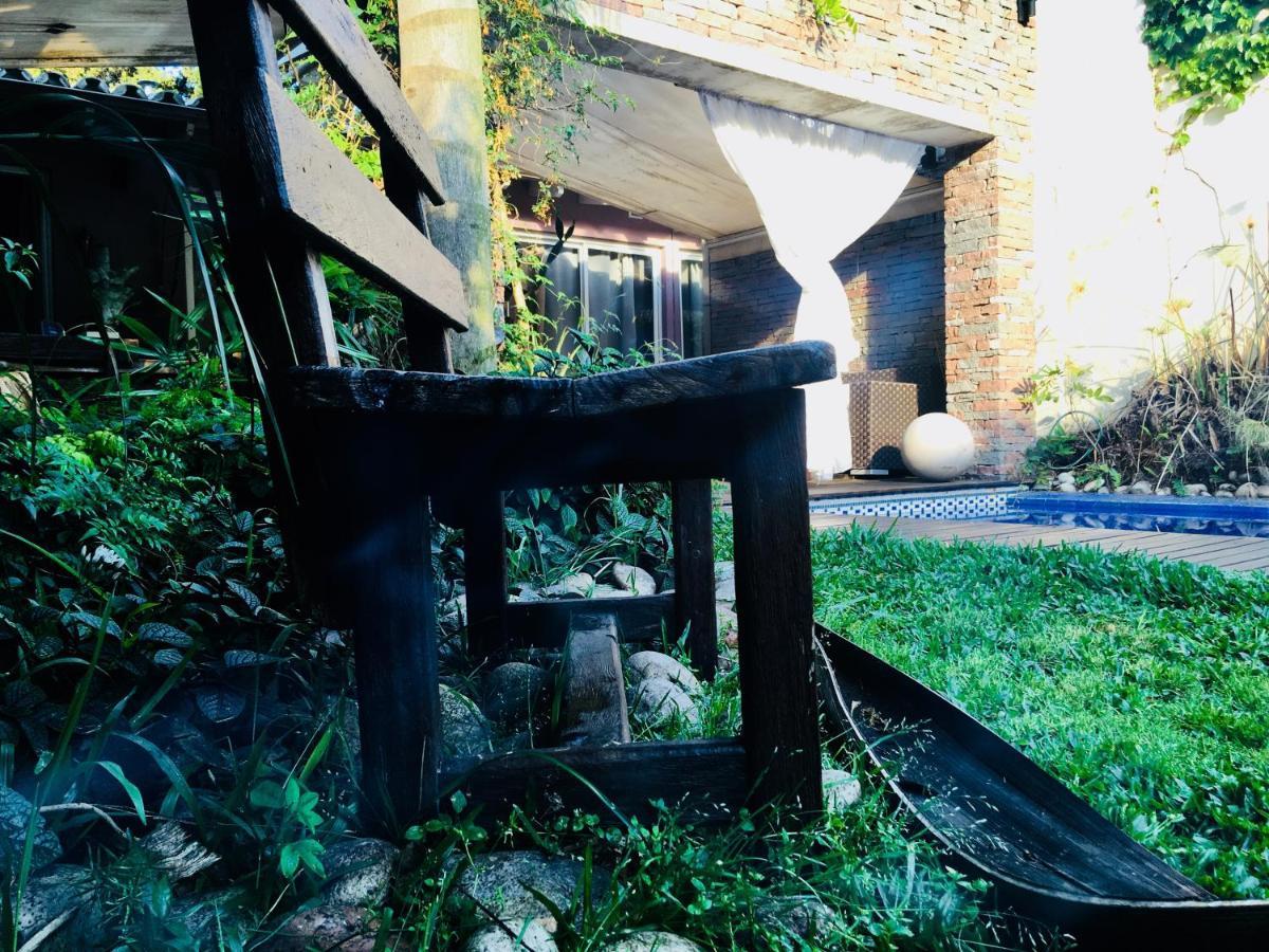 Cool Clima Bed and Breakfast Olivos Esterno foto
