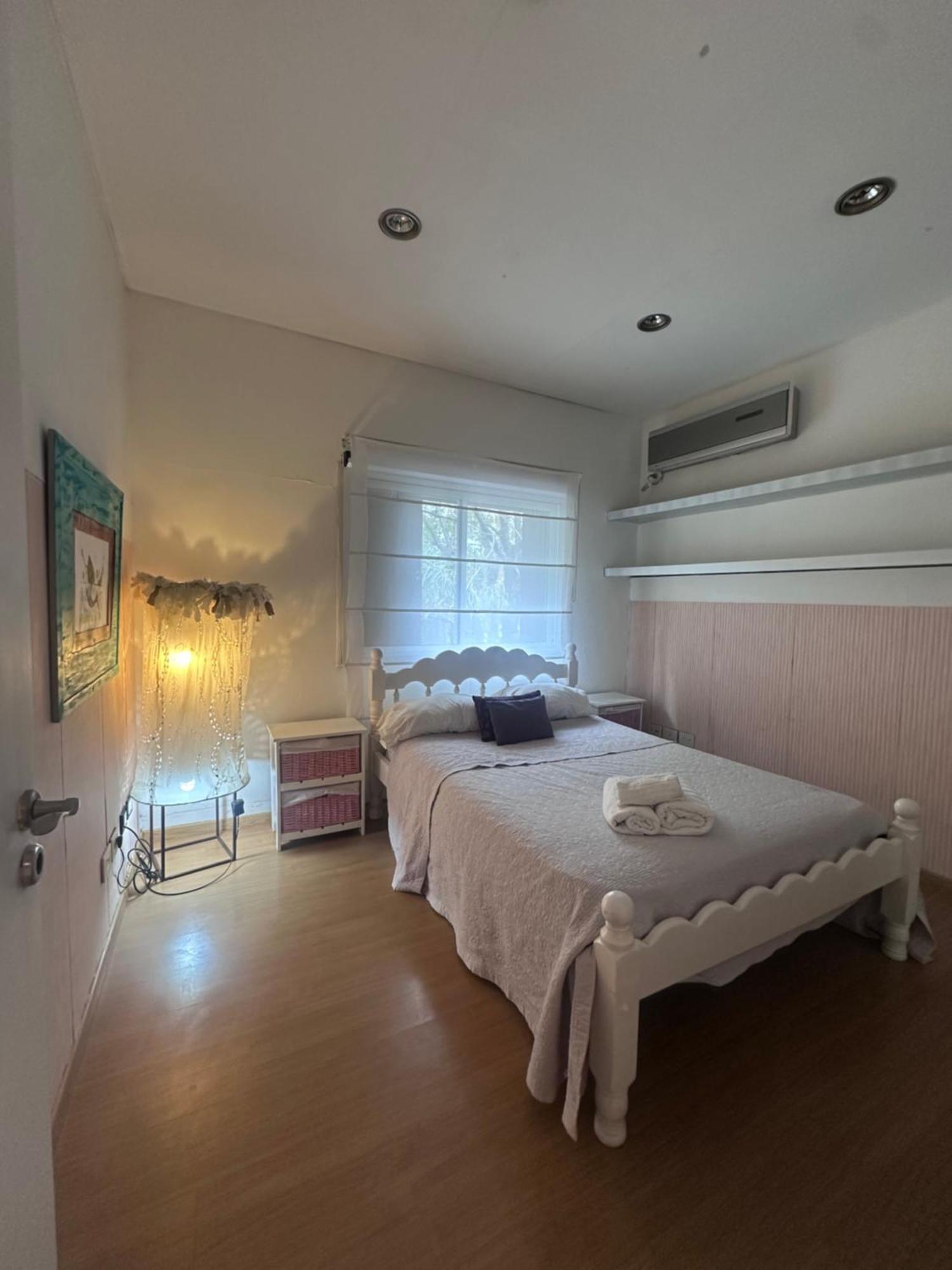 Bed and Breakfast Cool Clima Olivos Esterno foto