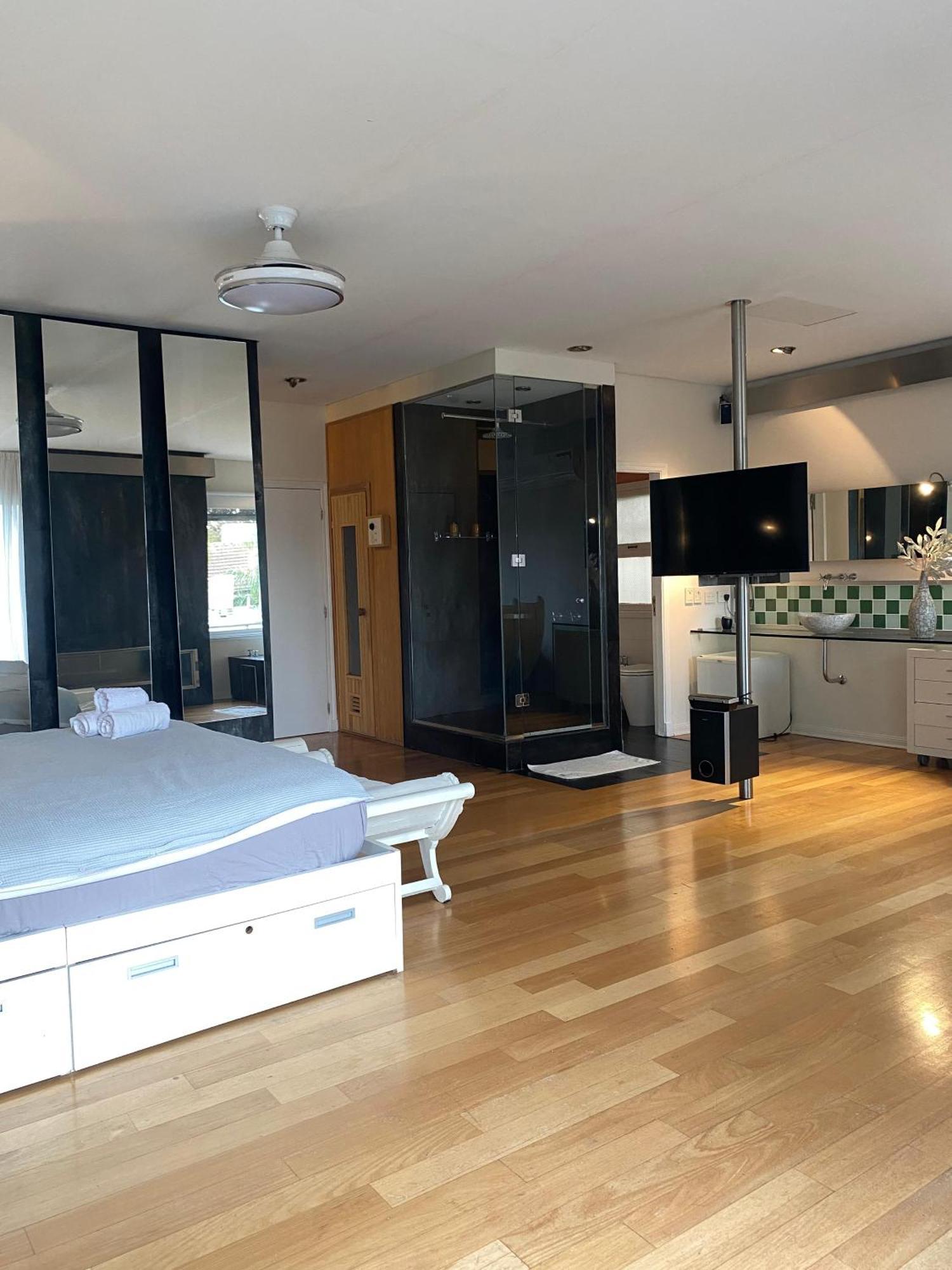 Cool Clima Bed and Breakfast Olivos Esterno foto